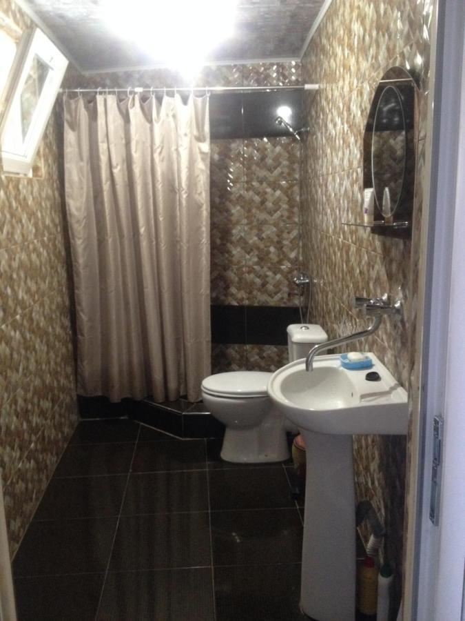 Natia Hotel Телави Екстериор снимка
