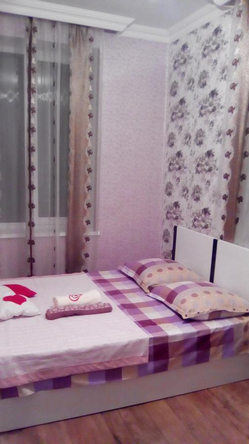 Natia Hotel Телави Екстериор снимка